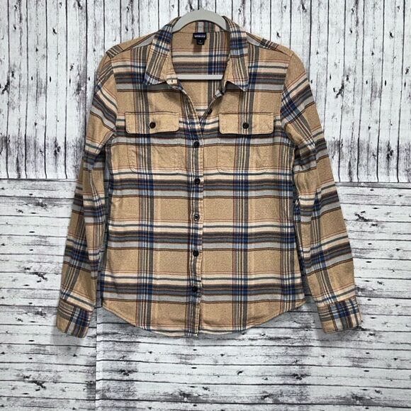 Patagonia Long-Sleeved Organic Cotton  Fjord Flannel Shirt - Picture 9 of 10